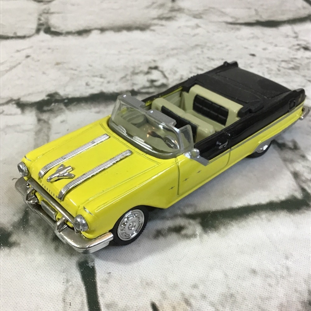 New Ray 1955 Pontiac Star Chief Diecast Convertible Car Yellow Black 1:43 2000
